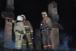 Спасатели МЧС России ликвидировали пожар в частном жилом доме в Гурьевском МО