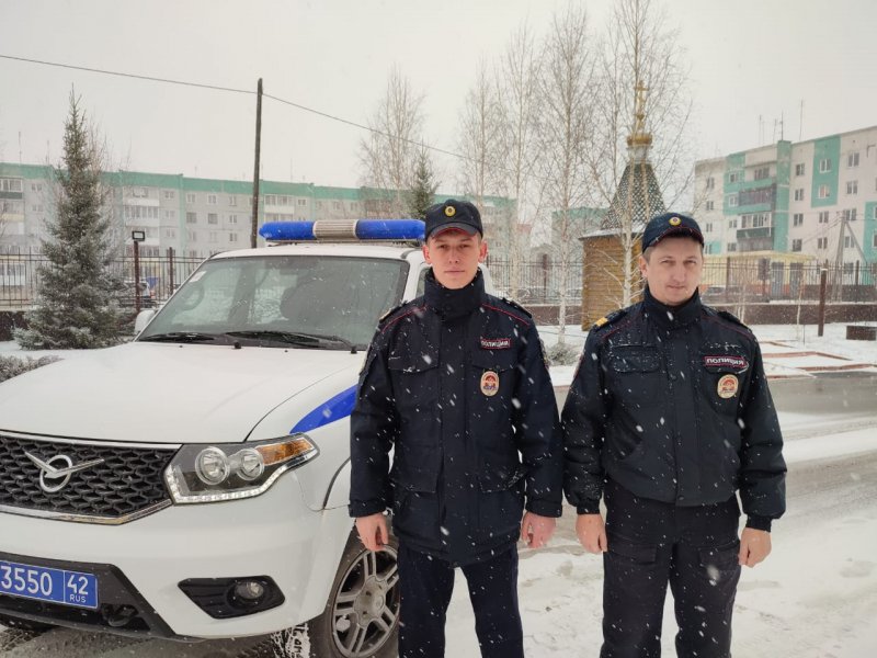 В Гурьевске сотрудники патрульно-постовой службы перед заступлением на дежурство задержали грабителя