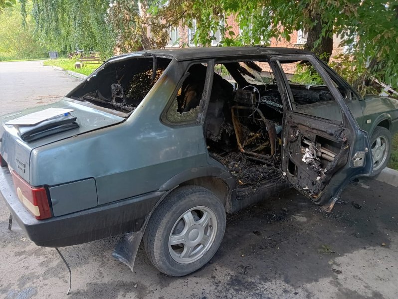 В Гурьевске перед судом предстанет поджигатель, который в течение 2 часов уничтожил надворные постройки и автомобиль местных жителей